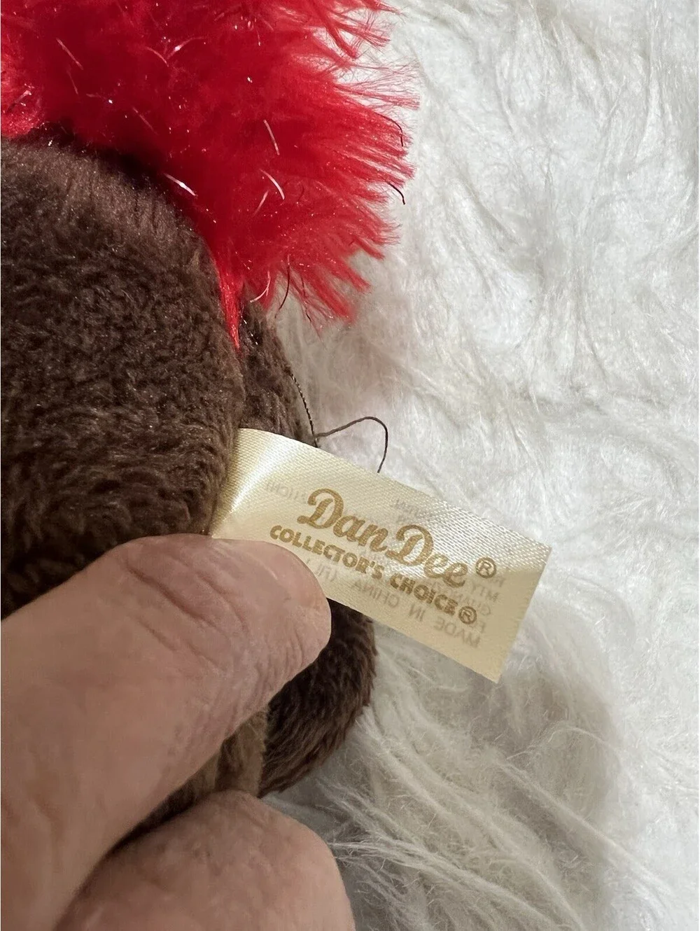 Dandee Musical Plush Dachshund Dog “I Love You This Much”